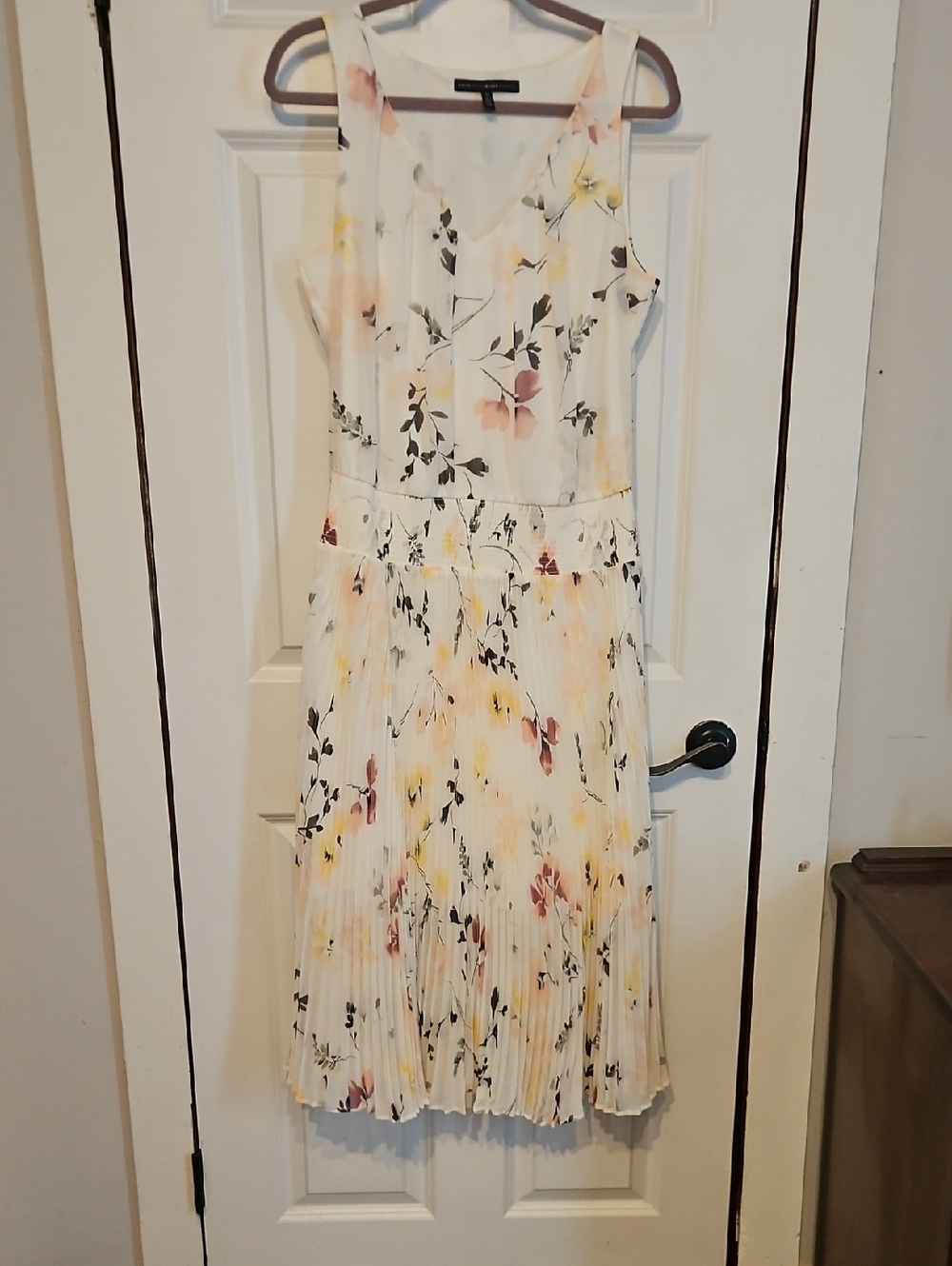 White House Black Market White Pleated Midi Dress with Pastel Floral Accents